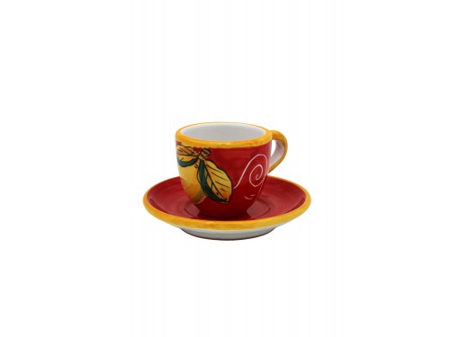 Tazzina caffè con piattino rosso limone con ricciolo e fiore