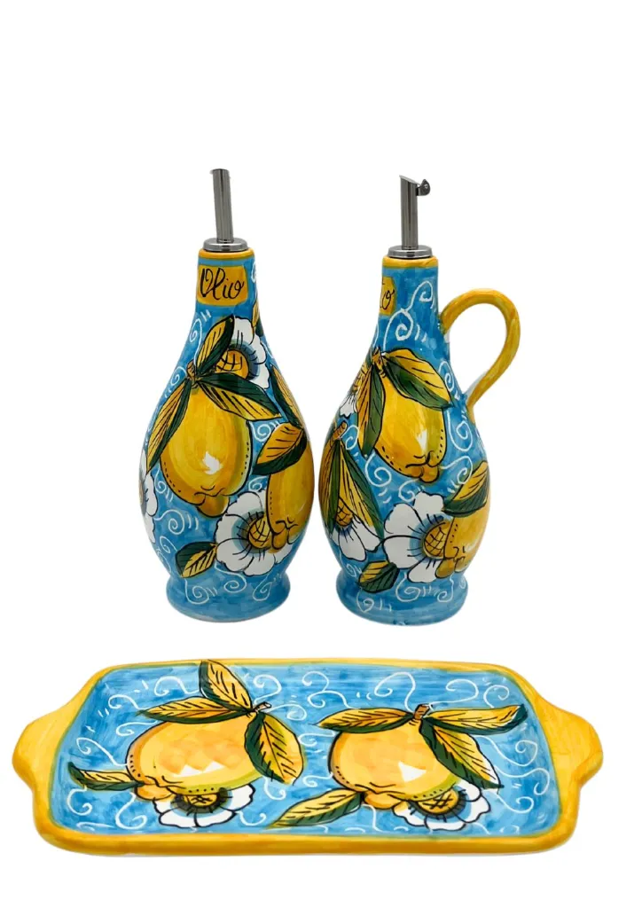 set olio e aceto con vassoio con vassoio limone con ricciolo azzurro 3.webp