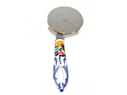 Pizza cutter